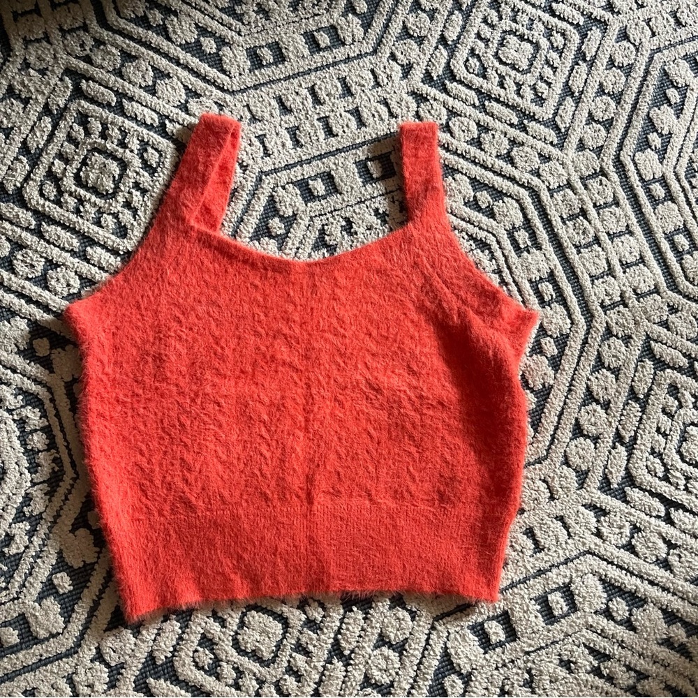 Cupcake cropped sweater tank